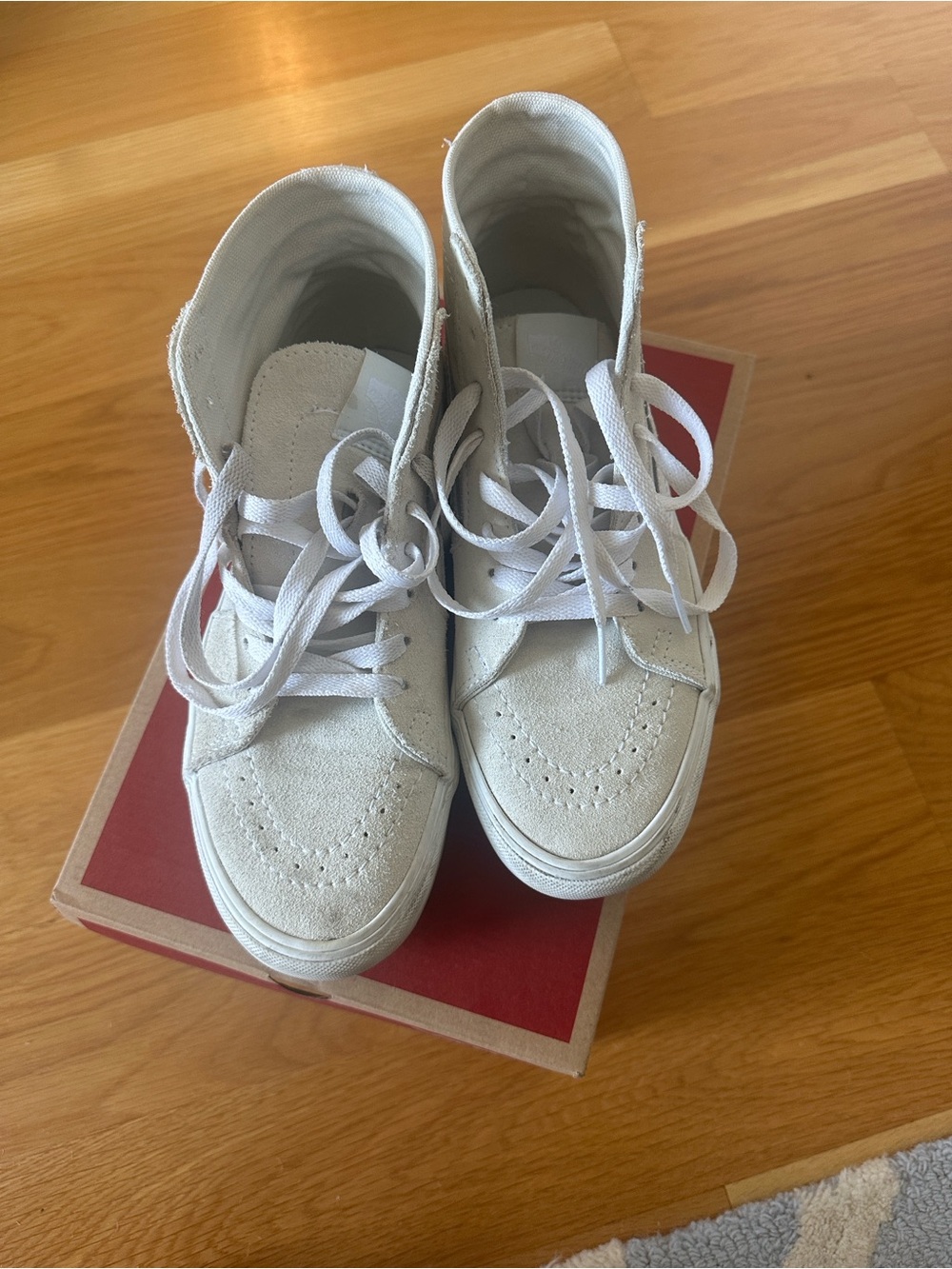 Vans Cream Platform Lace-Up Sneakers - Picture 4 of 9